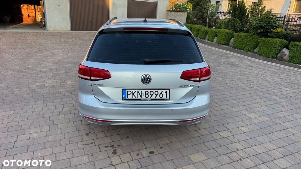 Volkswagen Passat 2.0 TDI SCR DSG Comfortline - 4