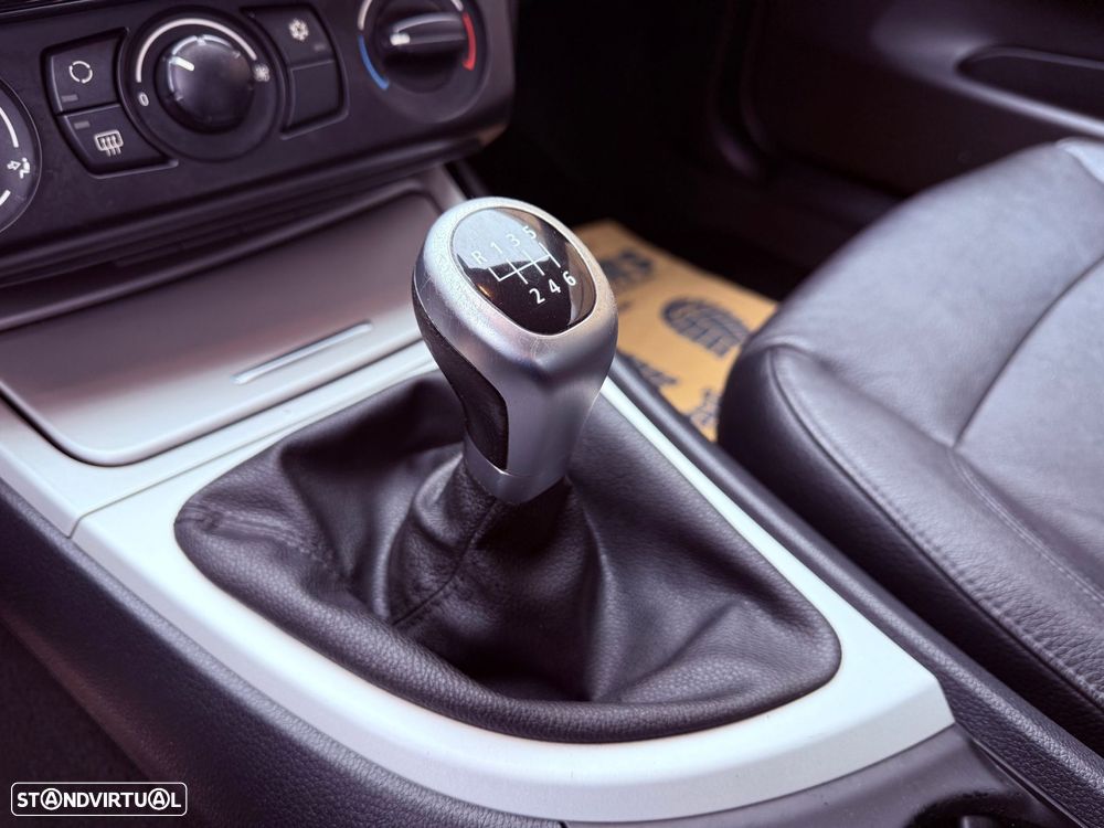 BMW 118 d - 19