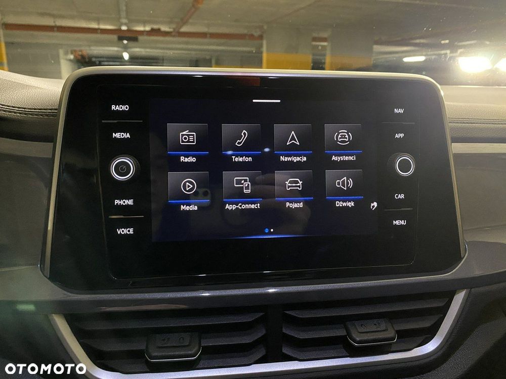 Volkswagen T-Roc - 22