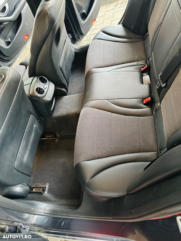 Mercedes-Benz C 200 d Aut. - 13