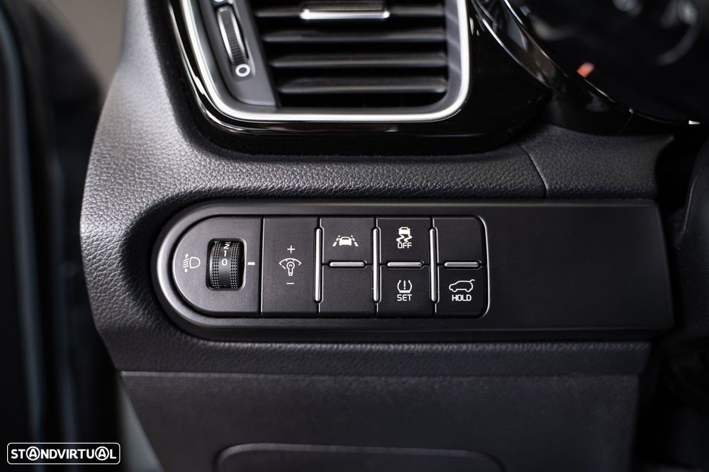 Kia XCeed 1.6 CRDi MHEV Drive - 22