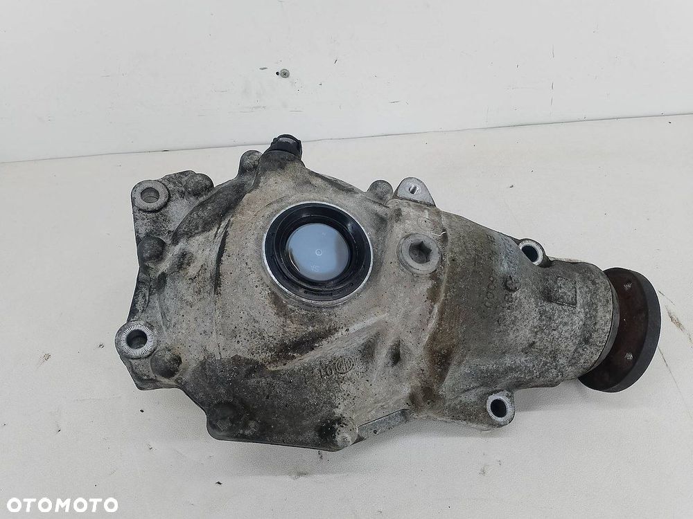 DYFERENCJAŁ PRZÓD BMW SERIA 7 F01 7558090   7558154 4.4 - 1