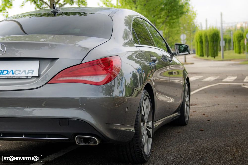 Mercedes-Benz CLA 220 CDI Urban Aut. - 17