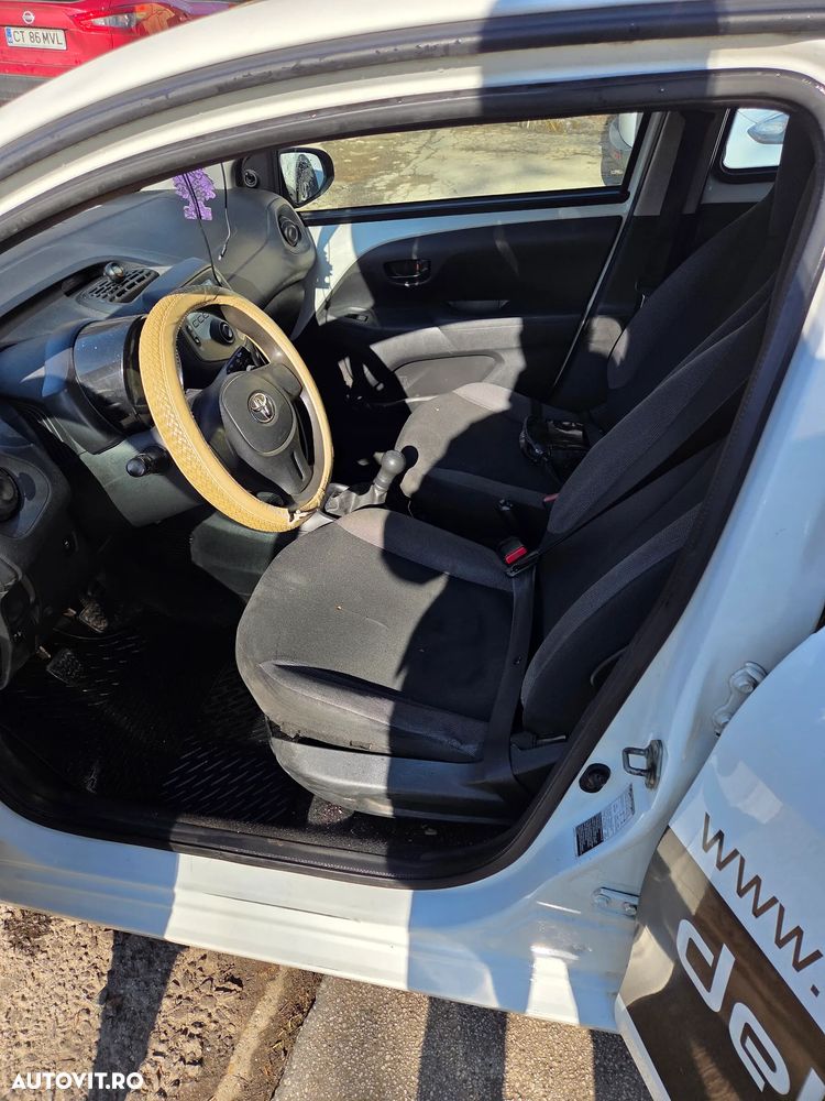 Toyota Aygo 1.0 VVY-I 5 usi X - 3