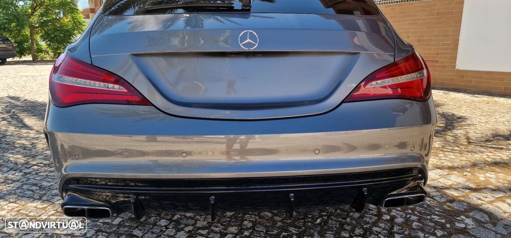 Mercedes-Benz CLA 45 AMG 4Matic 7G-DCT Orange Art Edition - 10