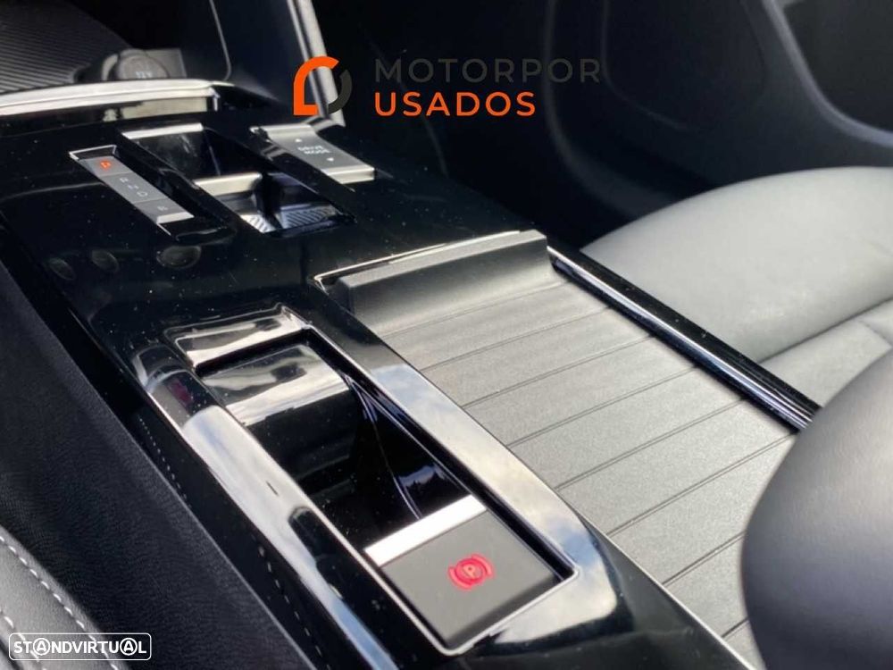 Citroën e-C4 54 kWh Max — fotografia 17