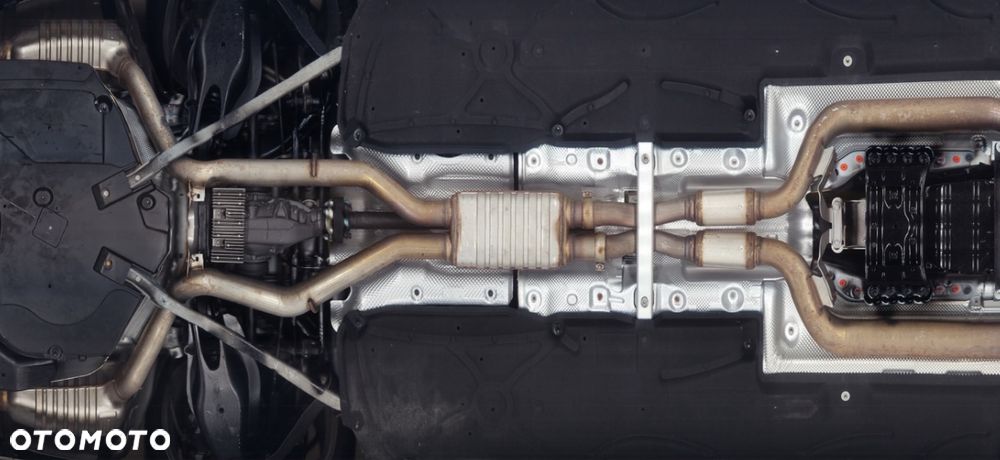 Mercedes-Benz Klasa E 63 AMG 4Matic AMG Speedshift MCT - 37