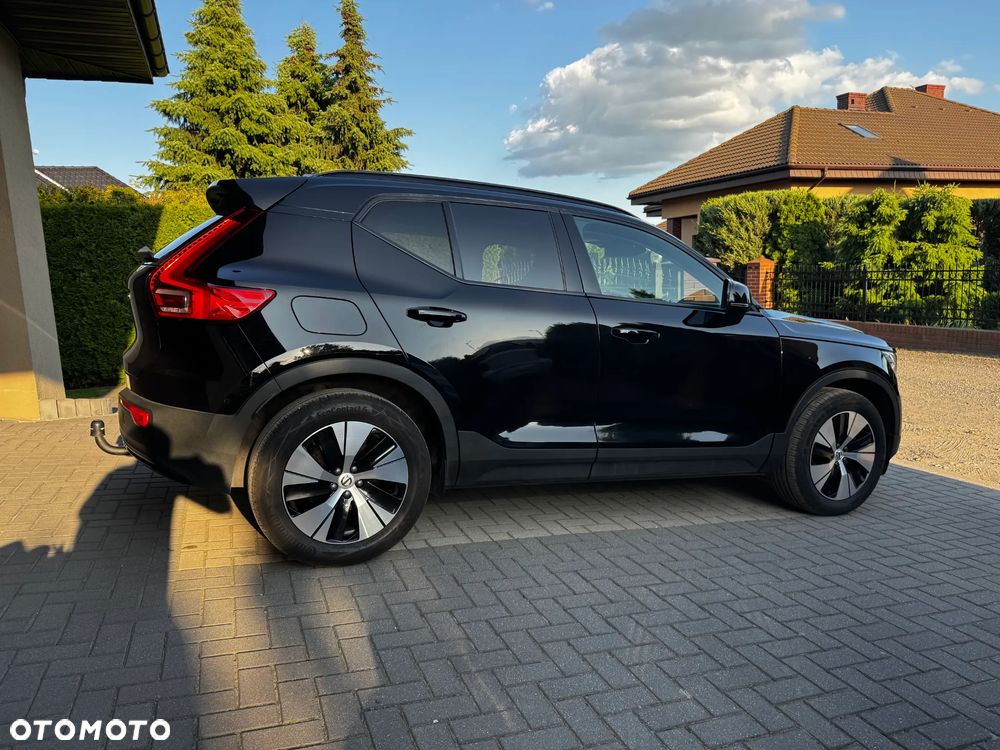 Volvo XC 40 T3 Geartronic Momentum Pro - 9