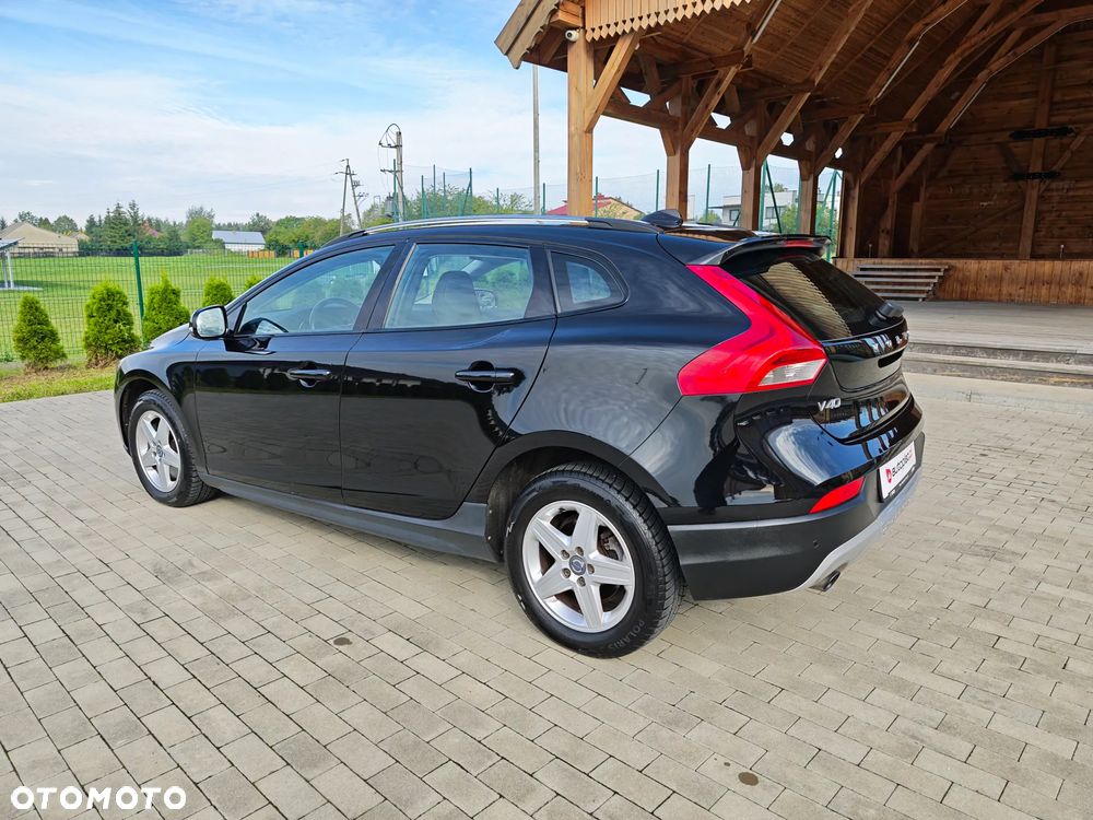 Volvo V40 T3 Drive-E Momentum - 6