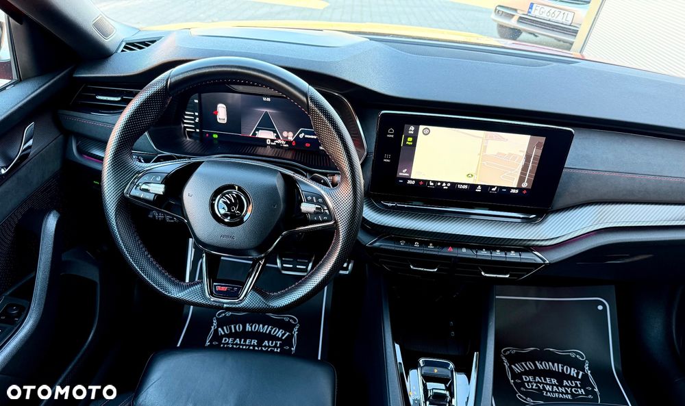 Skoda Octavia 2.0 TDI DSG RS - 8