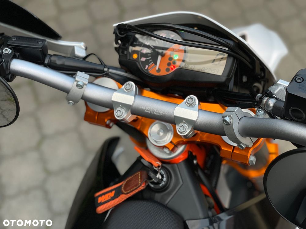 KTM SMC - 21