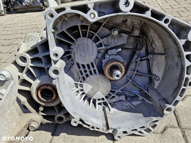 OPEL ZAFIRA C ASTRA J 2.0 CDTI SKRZYNIA BIEGÓW MANUAL 55564375 F40 - 4