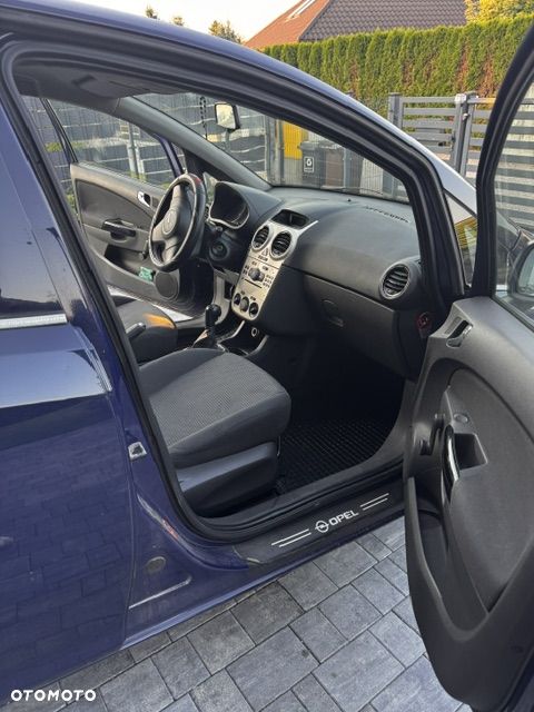 Opel Corsa 1.2 16V Enjoy - 9