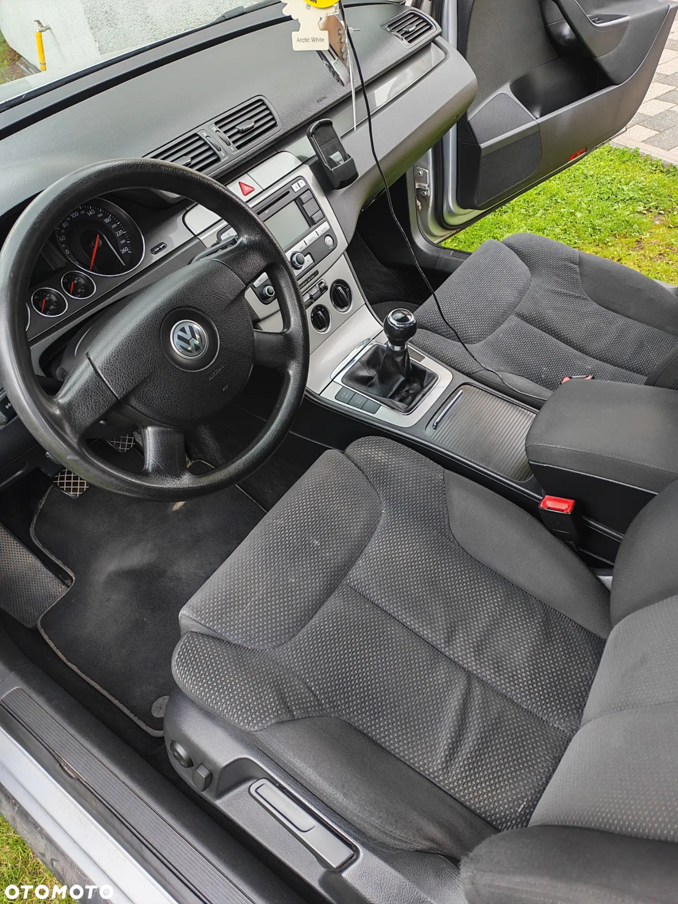 Volkswagen Passat 2.0 TDI Comfortline - 13