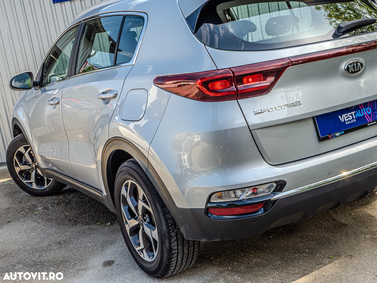 Kia Sportage 1.6 CRDI 2WD Eco-Dynamics+ (48V M-H) DCT Spirit - 13