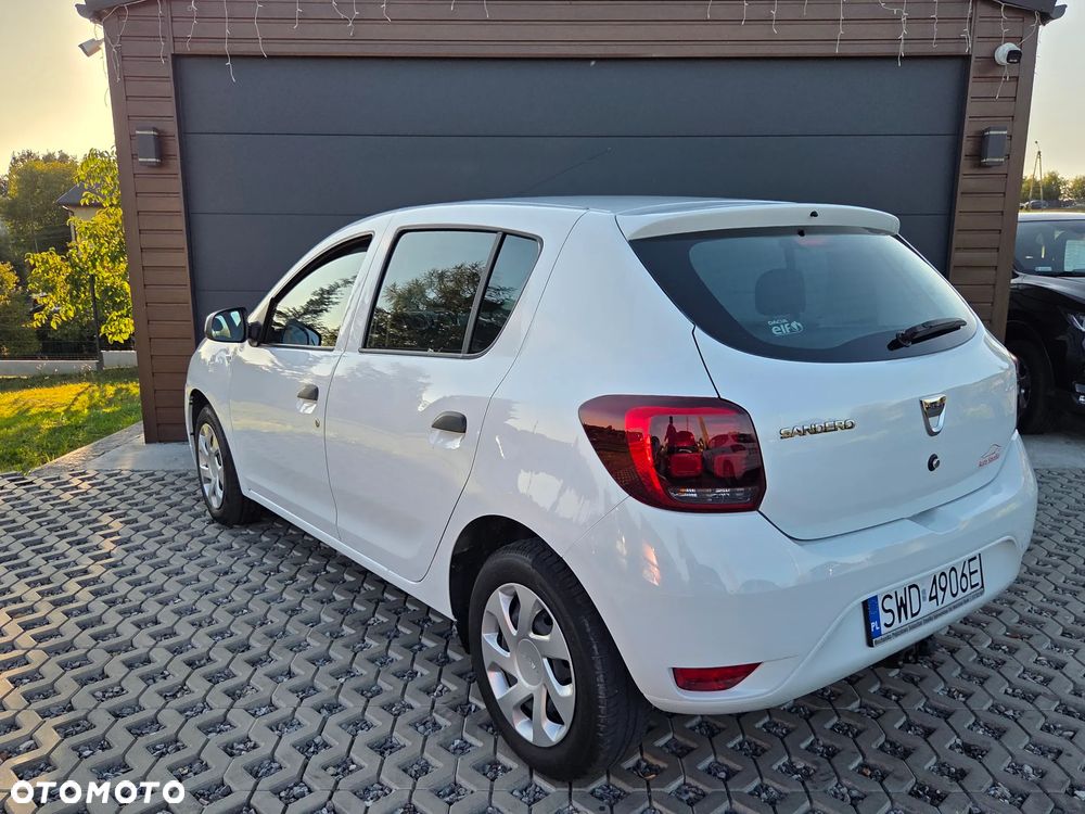 Dacia Sandero - 3