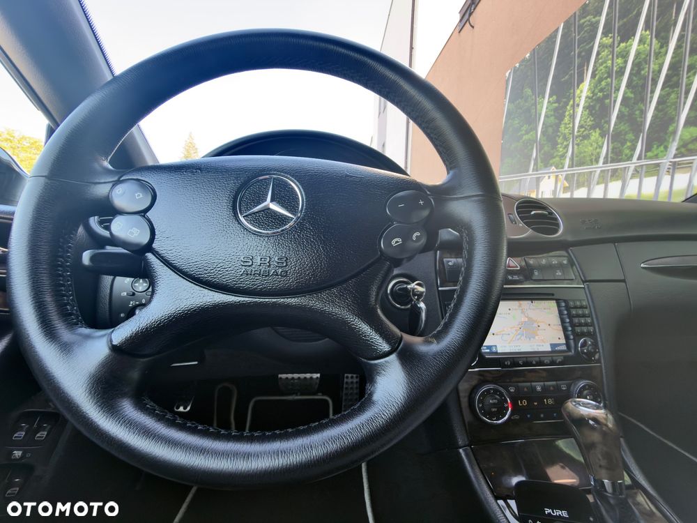 Mercedes-Benz CLK - 26