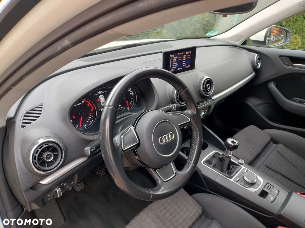 Audi A3 3-drzwiowe 1.4 TFSI Edycja Specjalna - 5