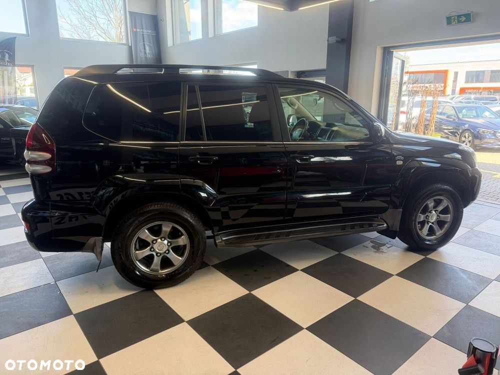 Toyota Land Cruiser - 9