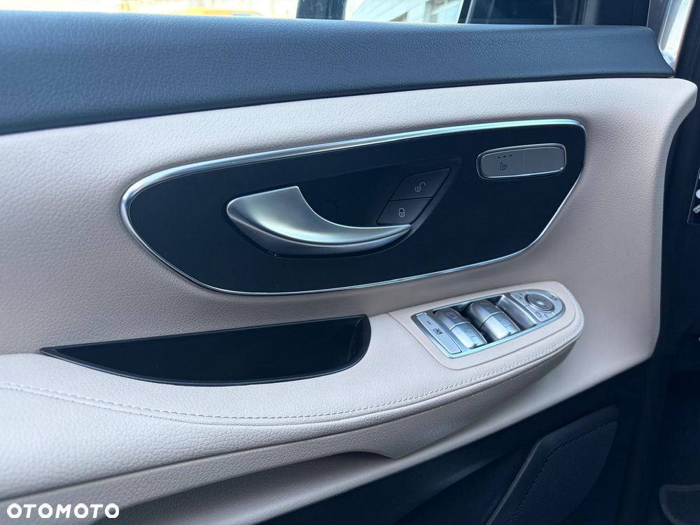 Mercedes-Benz Klasa V 300 d 4-Matic Avantgarde 9G-Tronic - 10