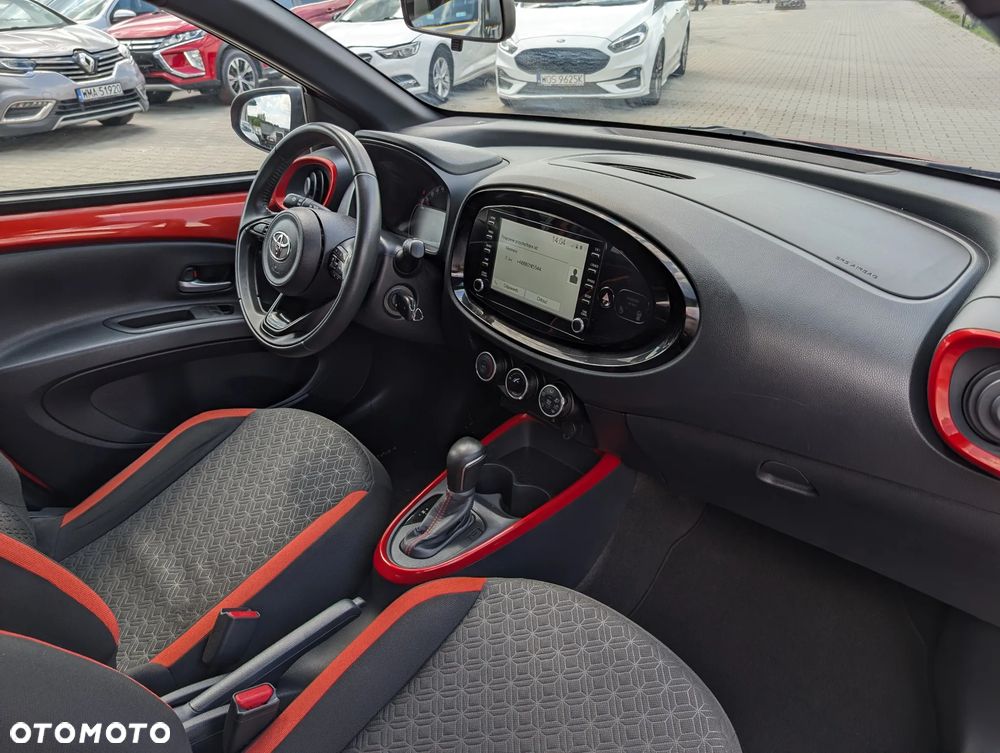 Toyota Aygo X x-shift x-style - 33