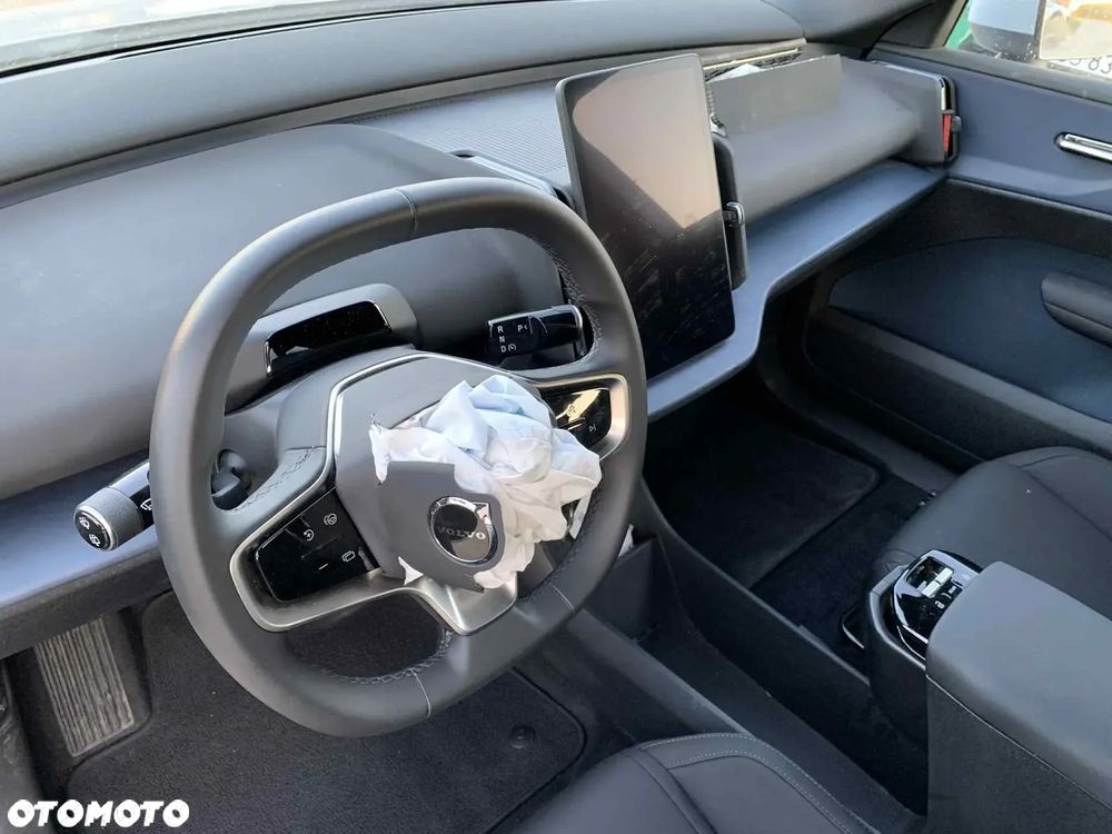 Volvo EX30 Single Motor Extended Range RWD Core - 8