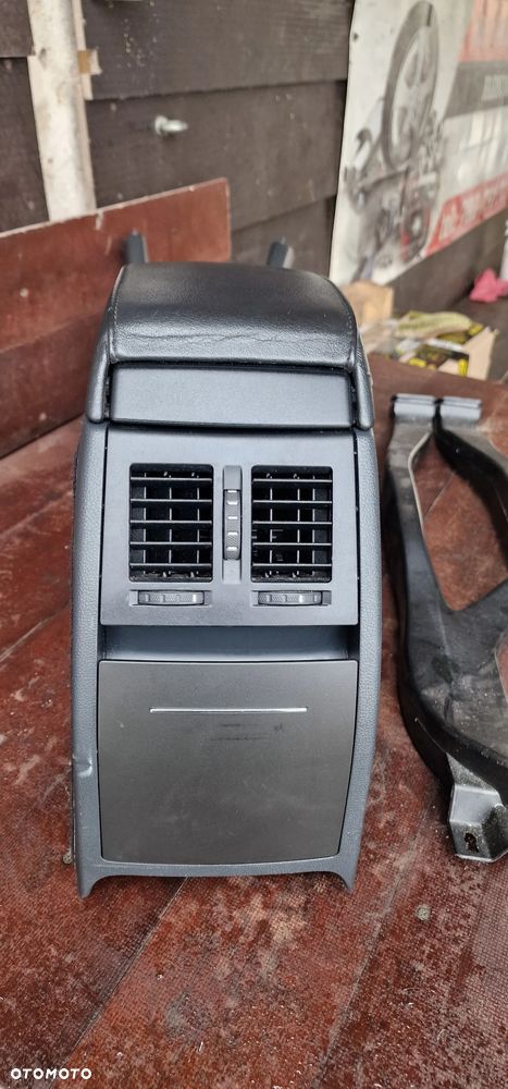 PODŁOKIETNIK SKÓRA SKODA OCTAVIA II Lift Kompletny - 2