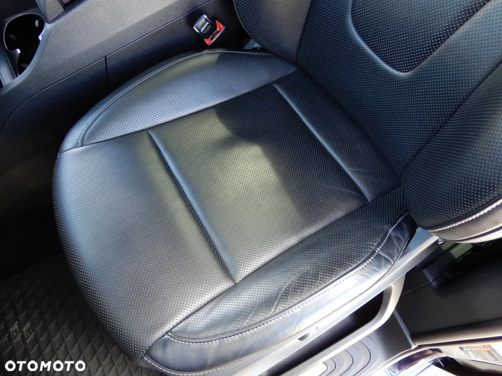 Mercedes-Benz Klasa V 300 d 4-Matic Exclusive 9G-Tronic (d³ugi) - 30