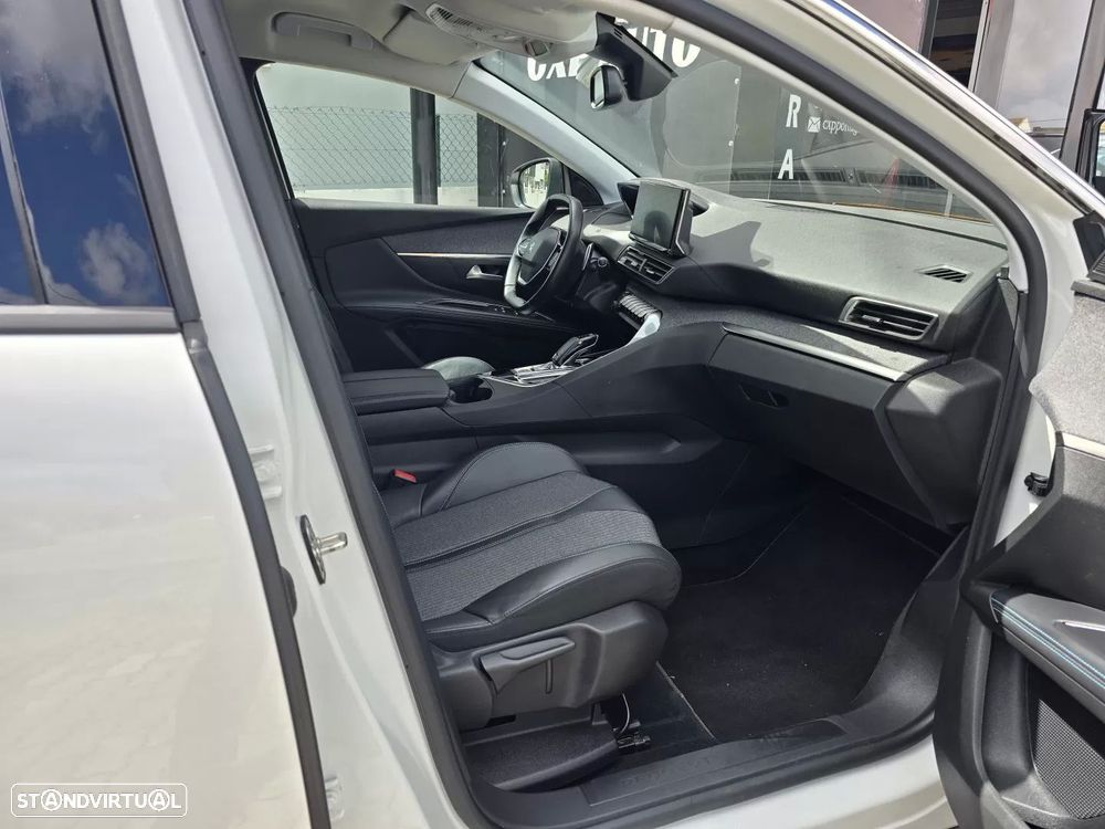Peugeot 5008 1.5 BlueHDi Allure Pack EAT8 - 12