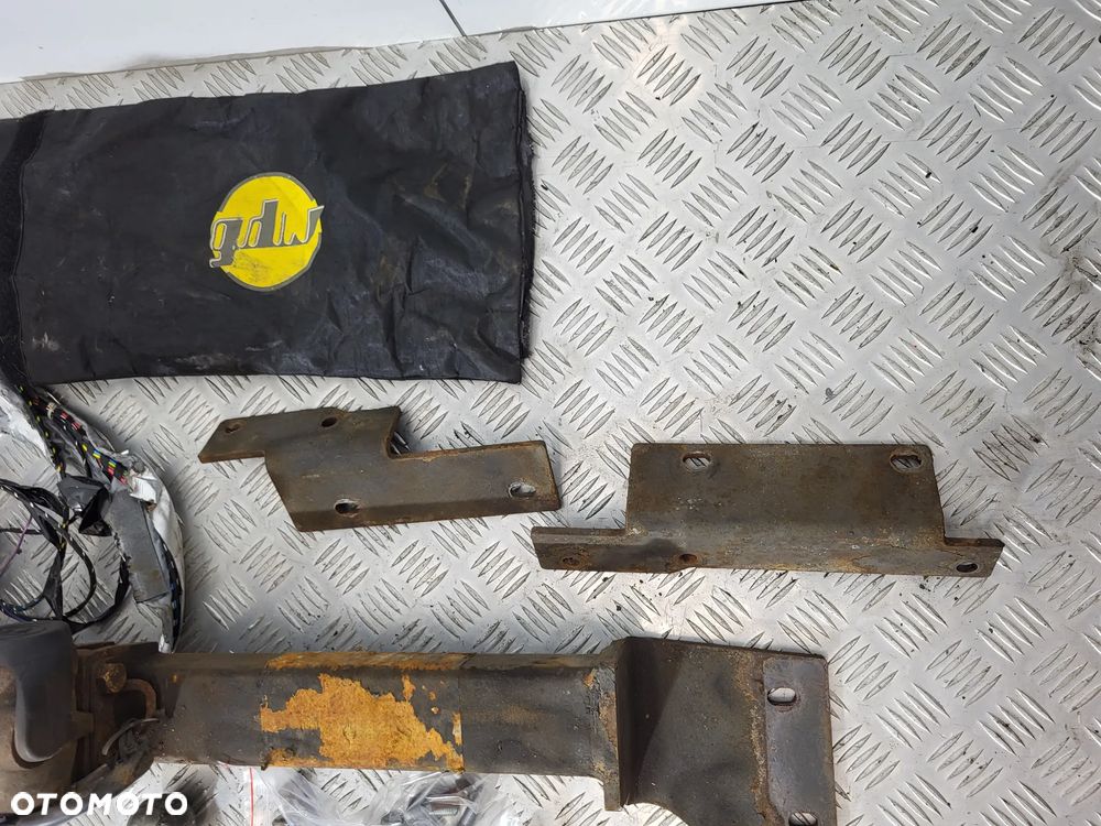 Kia Sportage II Hak Holowniczy Wiązka Kula GDW - 3