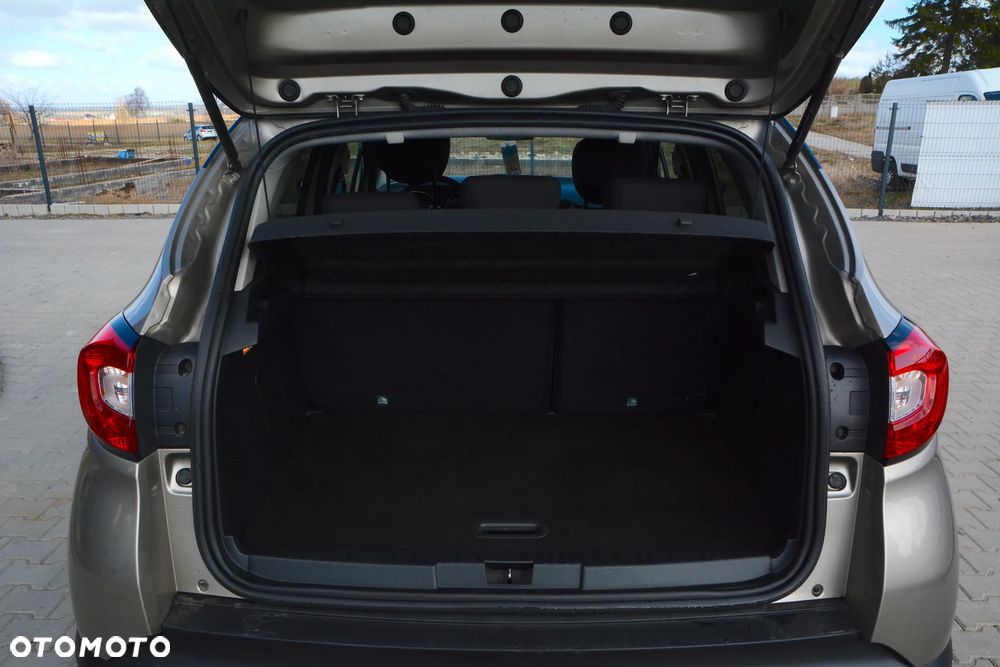 Renault Captur - 22