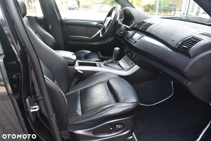 BMW X5 3.0 i - 18