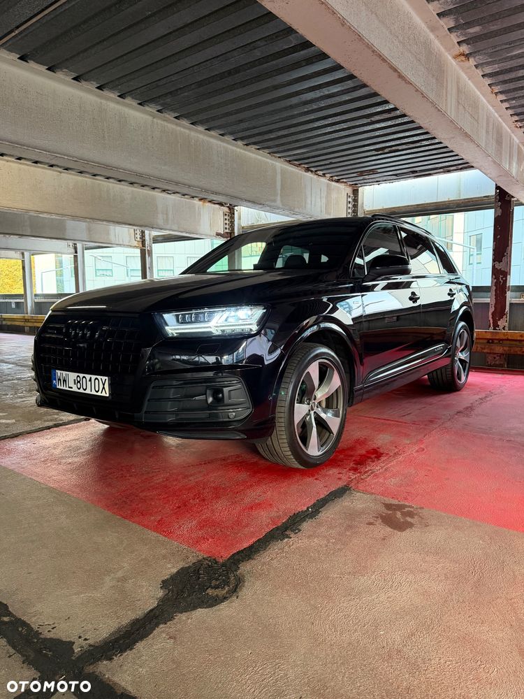 Audi Q7 - 1