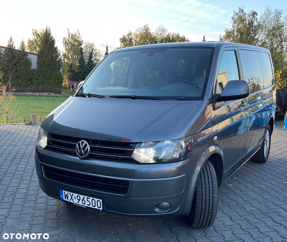 Volkswagen Multivan - 11