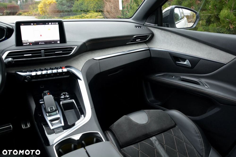 Peugeot 3008 BlueHDi 180 Stop & Start EAT6 GT - 26