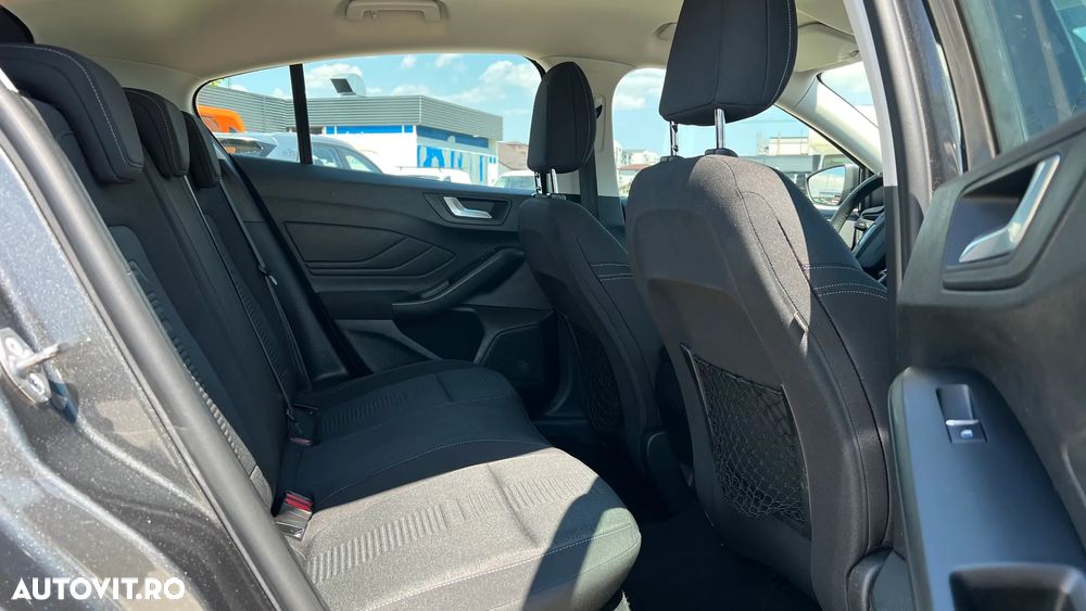 Ford Focus 1.0 EcoBoost Active - 8