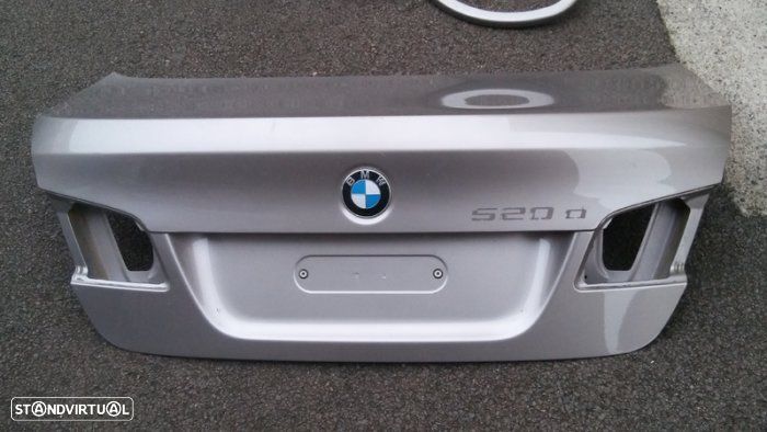 Tampa da mala BMW serie 5 F10 520d 525d 530d 535d 550d - 1