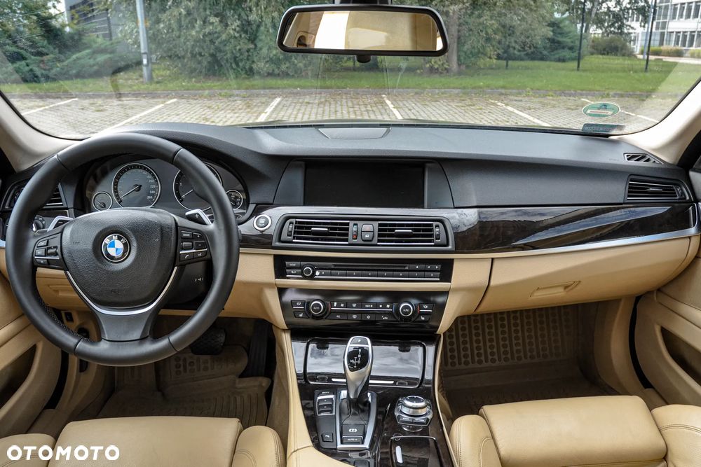 BMW Seria 5 - 10