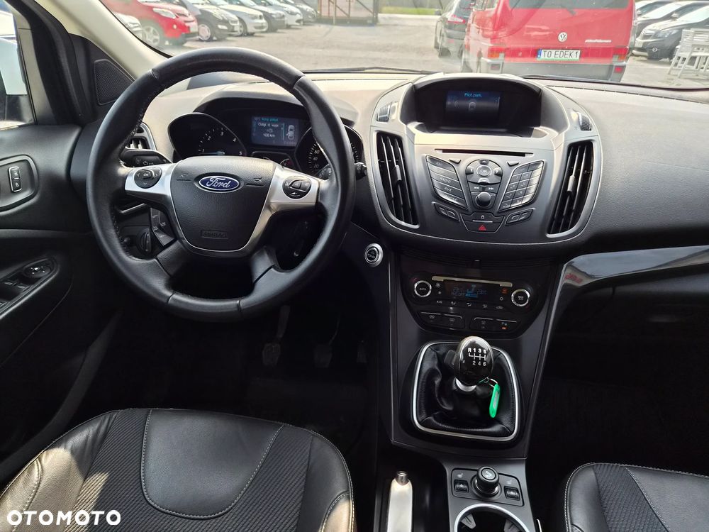 Ford Kuga - 24