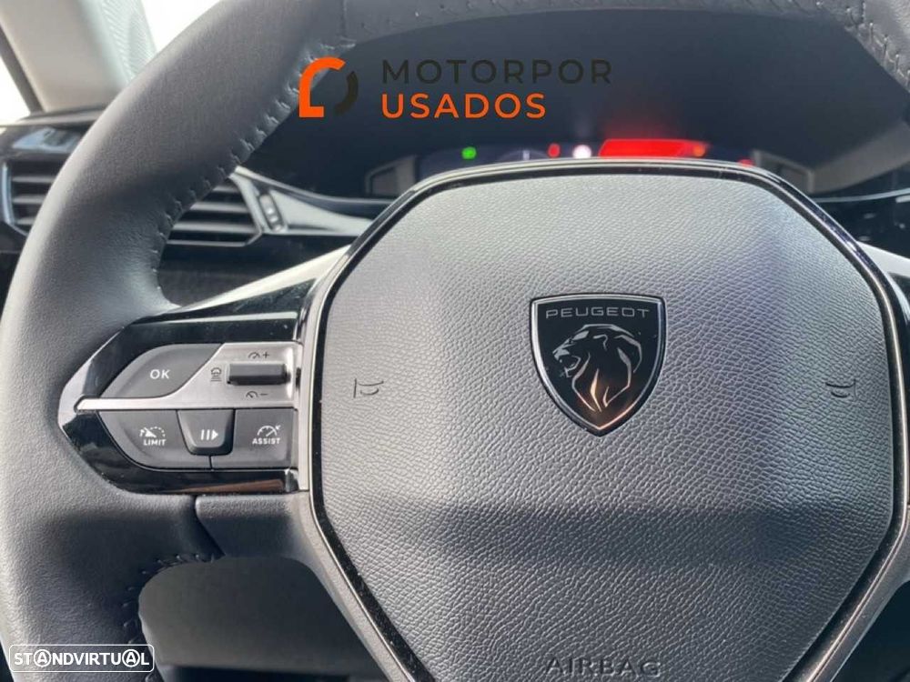 Peugeot 408 1.2 PureTech Allure EAT8 - 13