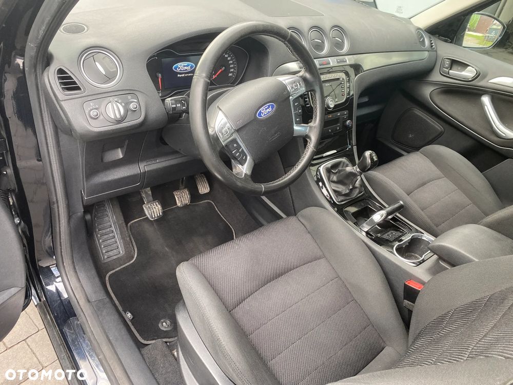 Ford S-Max 2.0 Titanium - 11