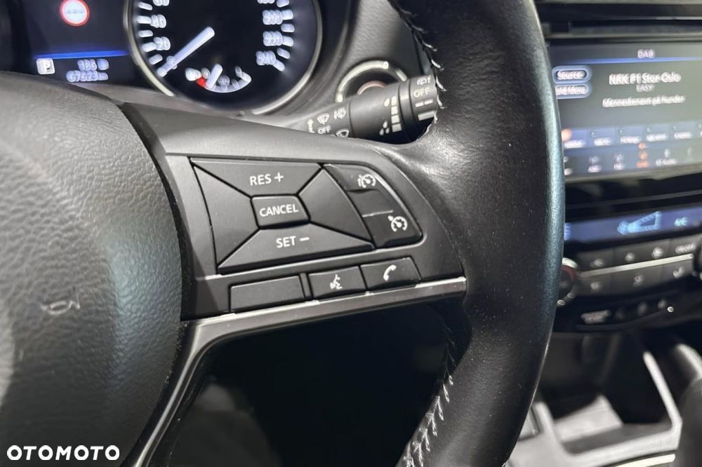 Nissan Qashqai 1.3 DIG-T DCT TEKNA - 23