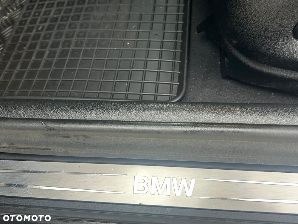 BMW Seria 5 530d xDrive Sport Line - 25