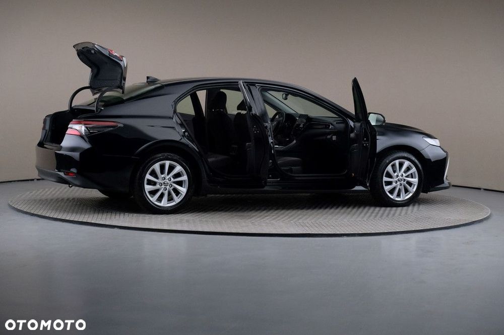 Toyota Camry 2.5 Hybrid Comfort CVT - 6