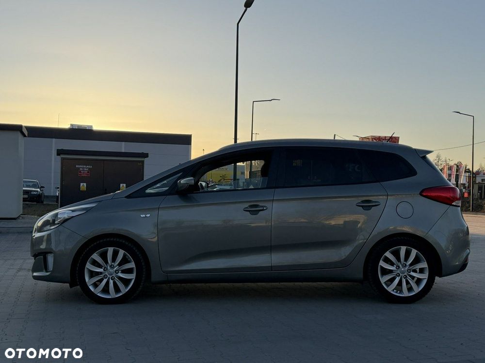 Kia Carens 1.7 CRDi Vision - 6