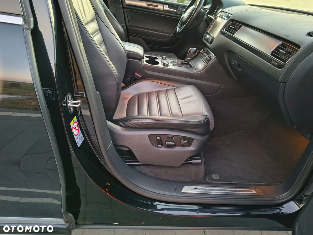 Volkswagen Touareg 4.2 V8 TDI DPF Automatik Exclusive - 17