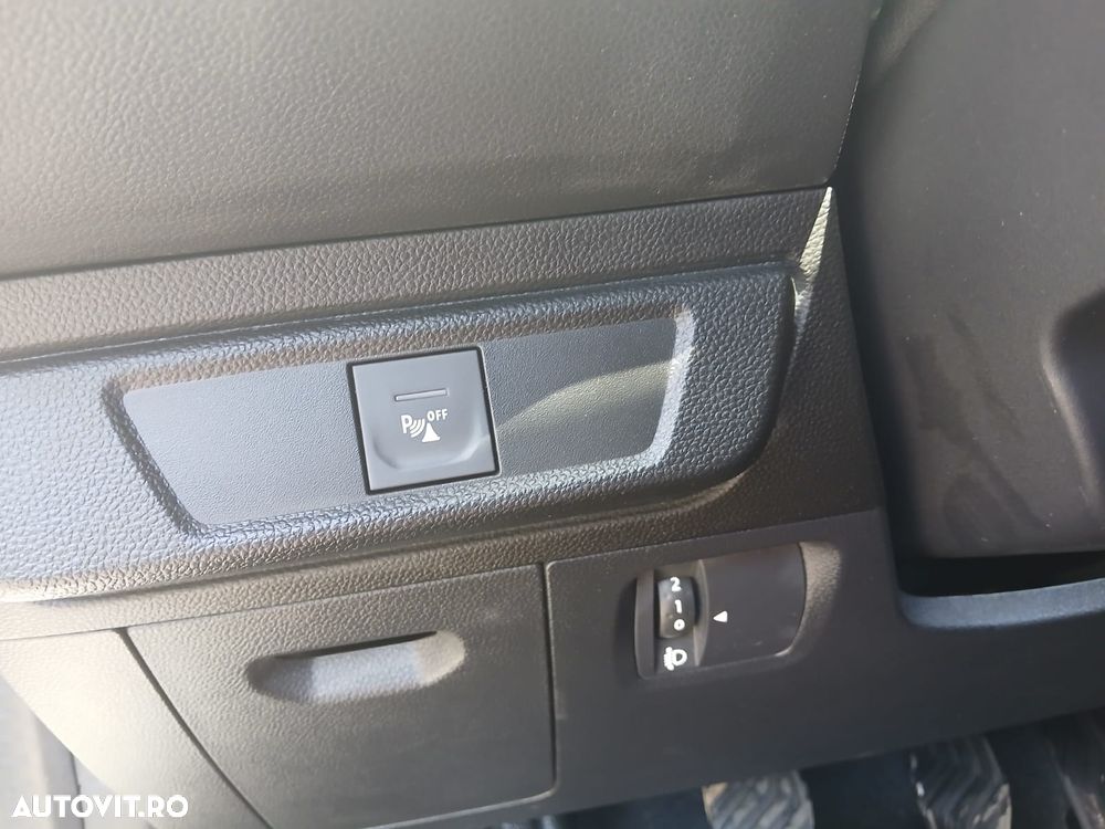 Dacia Logan TCe 90 MT5 Comfort - 8