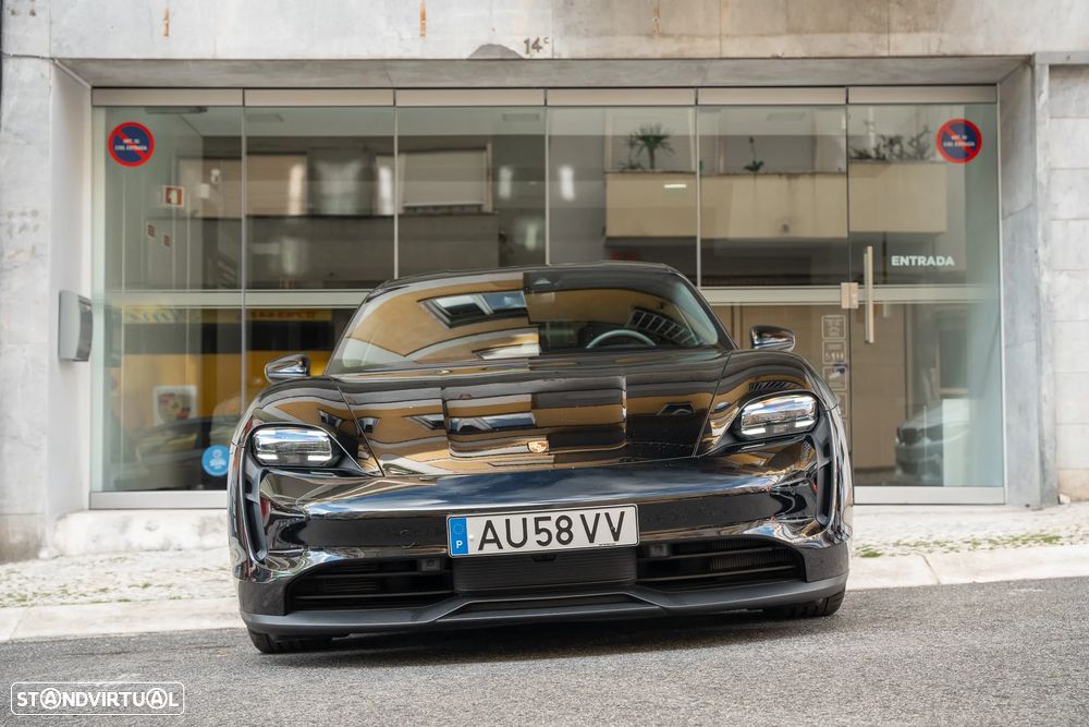 Porsche Taycan Sport Turismo Standard - 2