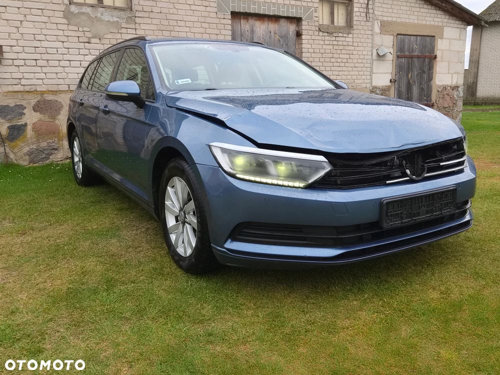 Volkswagen Passat 1.4 TSI BMT Trendline - 4
