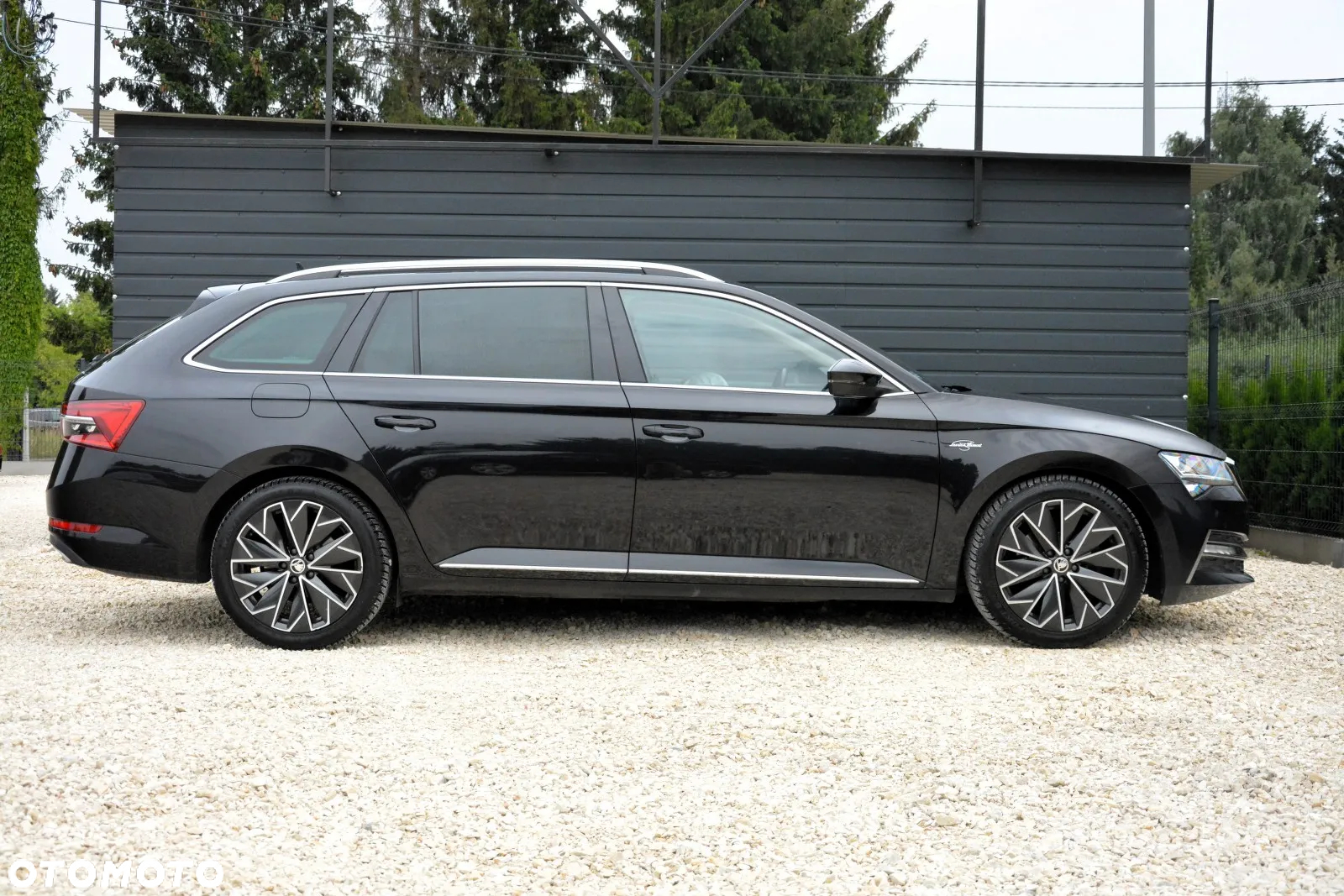 Skoda Superb 2.0 TDI SCR L&K DSG - 8